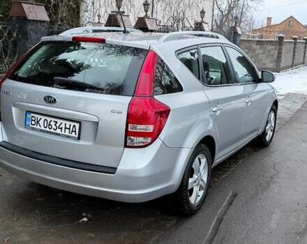 Серый Киа Сид, объемом двигателя 1.58 л и пробегом 269 тыс. км за 6500 $, фото 40 на Automoto.ua