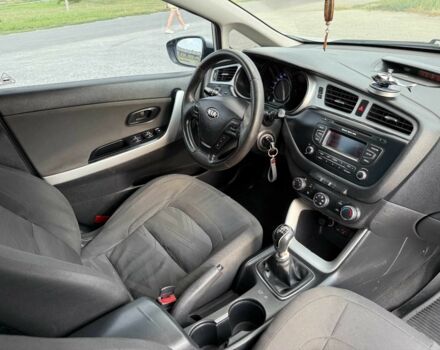 Серый Киа Сид, объемом двигателя 1.6 л и пробегом 260 тыс. км за 7900 $, фото 10 на Automoto.ua