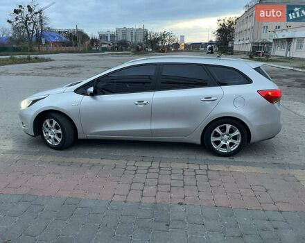 Серый Киа Сид, объемом двигателя 1.58 л и пробегом 230 тыс. км за 8800 $, фото 7 на Automoto.ua