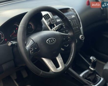 Кіа Сід 2012 у Дніпро (Дніпропетровську) на Automoto.ua Сірий Кіа Сід, об'ємом двигуна 1.6 л та пробігом 240 тис. км за 7600 $, фото 12 на Automoto.ua