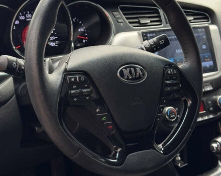 Серый Киа Сид, объемом двигателя 1.59 л и пробегом 160 тыс. км за 10999 $, фото 15 на Automoto.ua