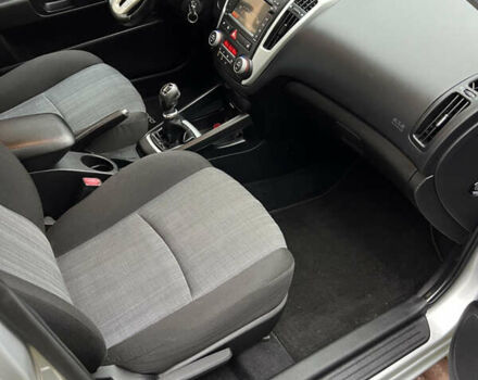 Серый Киа Сид, объемом двигателя 1.6 л и пробегом 207 тыс. км за 7450 $, фото 21 на Automoto.ua