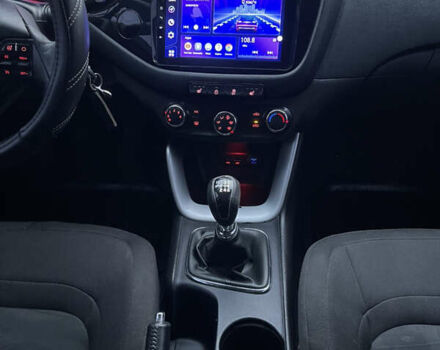 Серый Киа Сид, объемом двигателя 1.58 л и пробегом 230 тыс. км за 8800 $, фото 11 на Automoto.ua