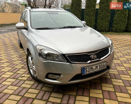 Серый Киа Сид, объемом двигателя 1.6 л и пробегом 207 тыс. км за 7450 $, фото 1 на Automoto.ua