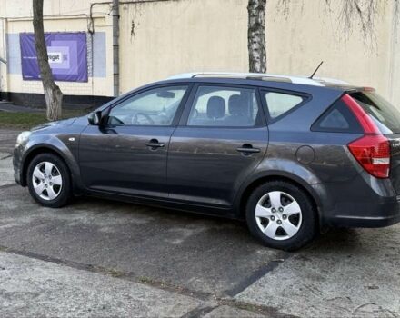 Серый Киа Сид, объемом двигателя 1.6 л и пробегом 48 тыс. км за 8300 $, фото 7 на Automoto.ua