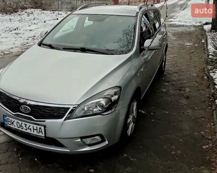 Серый Киа Сид, объемом двигателя 1.58 л и пробегом 269 тыс. км за 6500 $, фото 12 на Automoto.ua