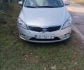Серый Киа Сид, объемом двигателя 1.6 л и пробегом 186 тыс. км за 7700 $, фото 1 на Automoto.ua