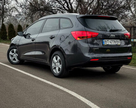 Серый Киа Сид, объемом двигателя 1.59 л и пробегом 160 тыс. км за 10999 $, фото 8 на Automoto.ua