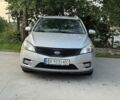 Серый Киа Сид, объемом двигателя 1.6 л и пробегом 350 тыс. км за 4999 $, фото 1 на Automoto.ua