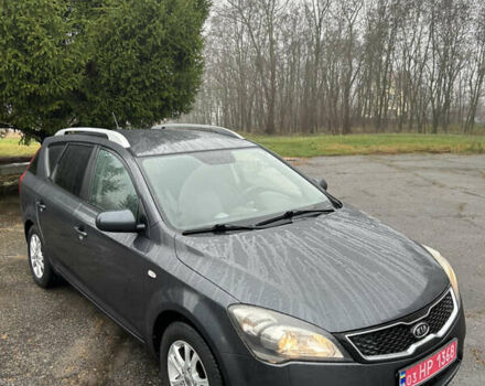 Сірий Кіа Сід, об'ємом двигуна 1.6 л та пробігом 244 тис. км за 7299 $, фото 8 на Automoto.ua