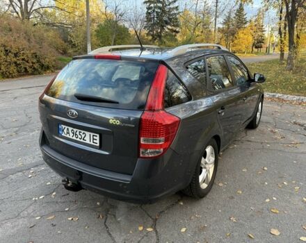 Серый Киа Сид, объемом двигателя 1.4 л и пробегом 190 тыс. км за 6500 $, фото 3 на Automoto.ua