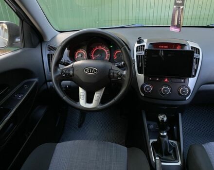 Серый Киа Сид, объемом двигателя 1.6 л и пробегом 189 тыс. км за 6300 $, фото 19 на Automoto.ua