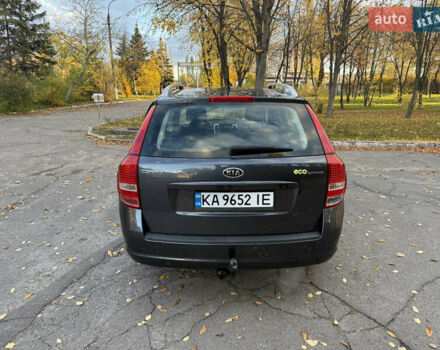 Серый Киа Сид, объемом двигателя 1.4 л и пробегом 188 тыс. км за 6500 $, фото 4 на Automoto.ua