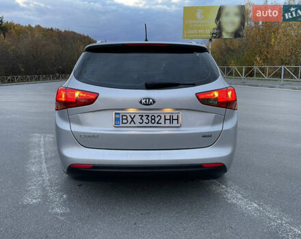 Кіа Сід 2013 у Красилове на Automoto.ua Сірий Кіа Сід, об'ємом двигуна 1.58 л та пробігом 200 тис. км за 9600 $, фото 5 на Automoto.ua