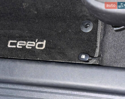 Сірий Кіа Сід, об'ємом двигуна 1.6 л та пробігом 202 тис. км за 7350 $, фото 81 на Automoto.ua