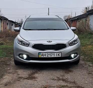 Серый Киа Сид, объемом двигателя 1.58 л и пробегом 128 тыс. км за 10000 $, фото 5 на Automoto.ua