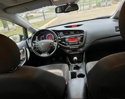 Серый Киа Сид, объемом двигателя 1.6 л и пробегом 233 тыс. км за 8500 $, фото 21 на Automoto.ua