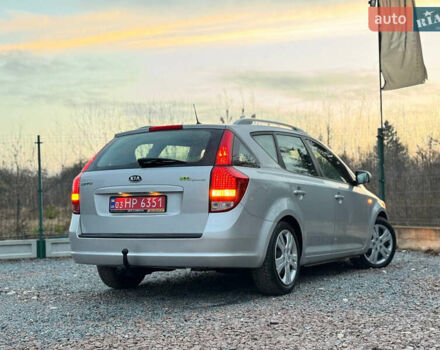 Сірий Кіа Сід, об'ємом двигуна 1.6 л та пробігом 202 тис. км за 7350 $, фото 31 на Automoto.ua