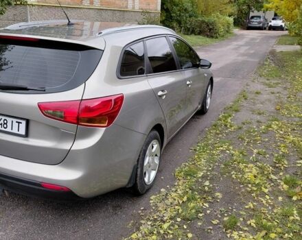 Серый Киа Сид, объемом двигателя 1.6 л и пробегом 250 тыс. км за 7000 $, фото 5 на Automoto.ua