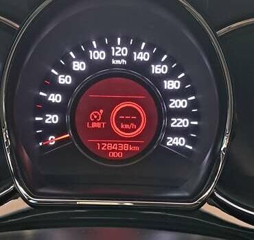 Серый Киа Сид, объемом двигателя 1.58 л и пробегом 128 тыс. км за 10000 $, фото 21 на Automoto.ua