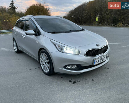 Кіа Сід 2013 у Красилове на Automoto.ua Сірий Кіа Сід, об'ємом двигуна 1.58 л та пробігом 200 тис. км за 9600 $, фото 20 на Automoto.ua