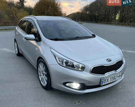 Кіа Сід 2013 у Красилове на Automoto.ua Сірий Кіа Сід, об'ємом двигуна 1.58 л та пробігом 200 тис. км за 9600 $, фото 2 на Automoto.ua