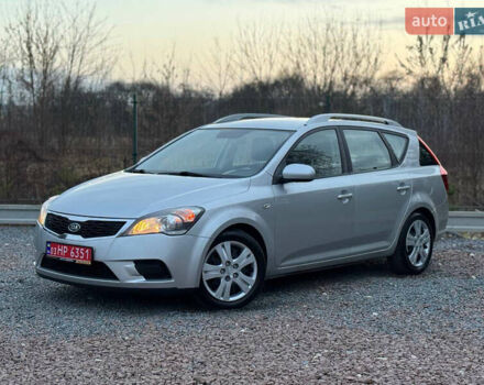 Сірий Кіа Сід, об'ємом двигуна 1.6 л та пробігом 202 тис. км за 7350 $, фото 25 на Automoto.ua