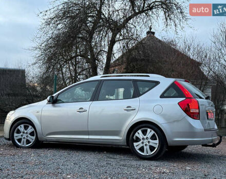 Сірий Кіа Сід, об'ємом двигуна 1.6 л та пробігом 202 тис. км за 7350 $, фото 74 на Automoto.ua