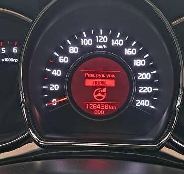 Серый Киа Сид, объемом двигателя 1.58 л и пробегом 128 тыс. км за 10000 $, фото 18 на Automoto.ua