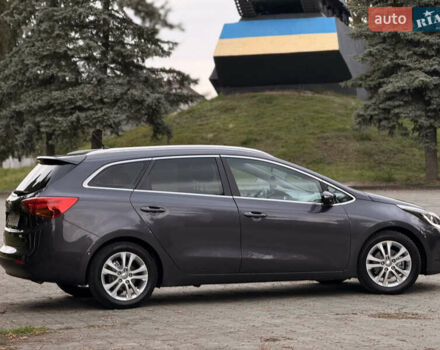 Кіа Сід 2013 у Дубно на Automoto.ua Сірий Кіа Сід, об'ємом двигуна 1.6 л та пробігом 176 тис. км за 8599 $, фото 5 на Automoto.ua