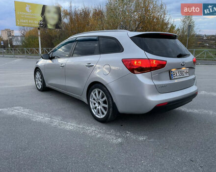 Кіа Сід 2013 у Красилове на Automoto.ua Сірий Кіа Сід, об'ємом двигуна 1.58 л та пробігом 200 тис. км за 9600 $, фото 6 на Automoto.ua