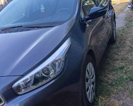 Серый Киа Сид, объемом двигателя 1.6 л и пробегом 250 тыс. км за 8000 $, фото 7 на Automoto.ua