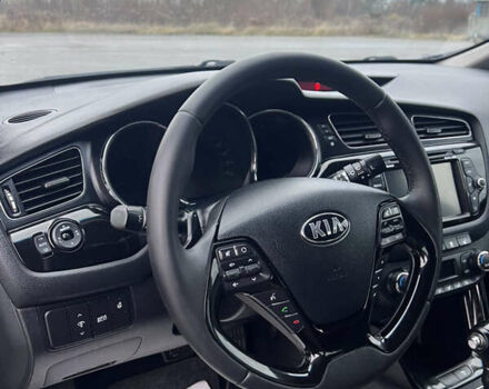 Сірий Кіа Сід, об'ємом двигуна 1.6 л та пробігом 183 тис. км за 11000 $, фото 26 на Automoto.ua