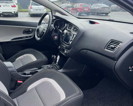 Сірий Кіа Сід, об'ємом двигуна 1.6 л та пробігом 183 тис. км за 11000 $, фото 42 на Automoto.ua