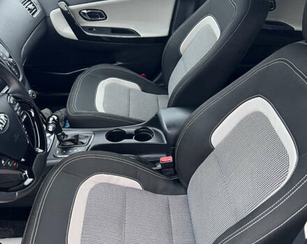 Сірий Кіа Сід, об'ємом двигуна 1.6 л та пробігом 183 тис. км за 11000 $, фото 25 на Automoto.ua