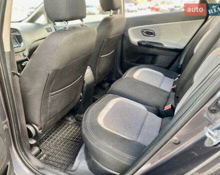 Сірий Кіа Сід, об'ємом двигуна 1.58 л та пробігом 317 тис. км за 9500 $, фото 24 на Automoto.ua