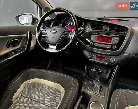 Серый Киа Сид, объемом двигателя 1.6 л и пробегом 110 тыс. км за 12500 $, фото 30 на Automoto.ua