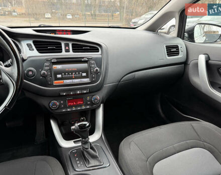 Серый Киа Сид, объемом двигателя 1.6 л и пробегом 211 тыс. км за 11600 $, фото 7 на Automoto.ua