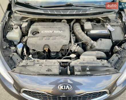 Сірий Кіа Сід, об'ємом двигуна 1.58 л та пробігом 317 тис. км за 9500 $, фото 25 на Automoto.ua