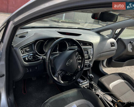 Серый Киа Сид, объемом двигателя 1.58 л и пробегом 59 тыс. км за 11999 $, фото 15 на Automoto.ua