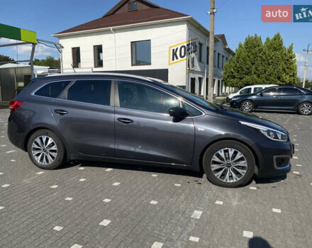 Серый Киа Сид, объемом двигателя 1.59 л и пробегом 155 тыс. км за 12200 $, фото 8 на Automoto.ua