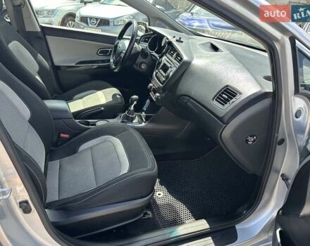 Серый Киа Сид, объемом двигателя 1.58 л и пробегом 60 тыс. км за 10700 $, фото 22 на Automoto.ua