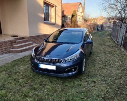 Серый Киа Сид, объемом двигателя 1.6 л и пробегом 172 тыс. км за 10200 $, фото 2 на Automoto.ua