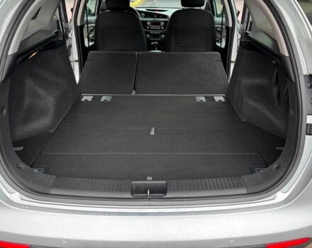 Серый Киа Сид, объемом двигателя 1.6 л и пробегом 107 тыс. км за 12500 $, фото 20 на Automoto.ua