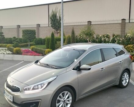 Серый Киа Сид, объемом двигателя 1.6 л и пробегом 181 тыс. км за 11750 $, фото 1 на Automoto.ua