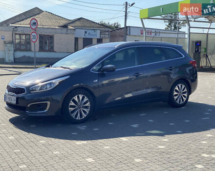 Серый Киа Сид, объемом двигателя 1.59 л и пробегом 155 тыс. км за 12200 $, фото 3 на Automoto.ua