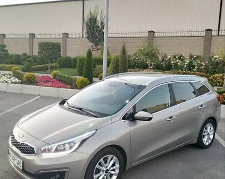 Серый Киа Сид, объемом двигателя 1.58 л и пробегом 182 тыс. км за 11650 $, фото 22 на Automoto.ua