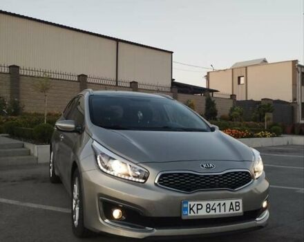 Серый Киа Сид, объемом двигателя 1.58 л и пробегом 182 тыс. км за 11650 $, фото 17 на Automoto.ua