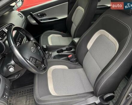 Серый Киа Сид, объемом двигателя 1.58 л и пробегом 31 тыс. км за 12500 $, фото 17 на Automoto.ua