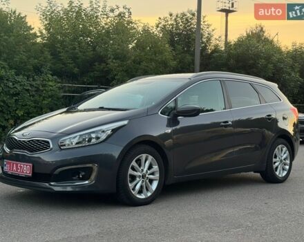 Серый Киа Сид, объемом двигателя 1.58 л и пробегом 150 тыс. км за 12200 $, фото 5 на Automoto.ua